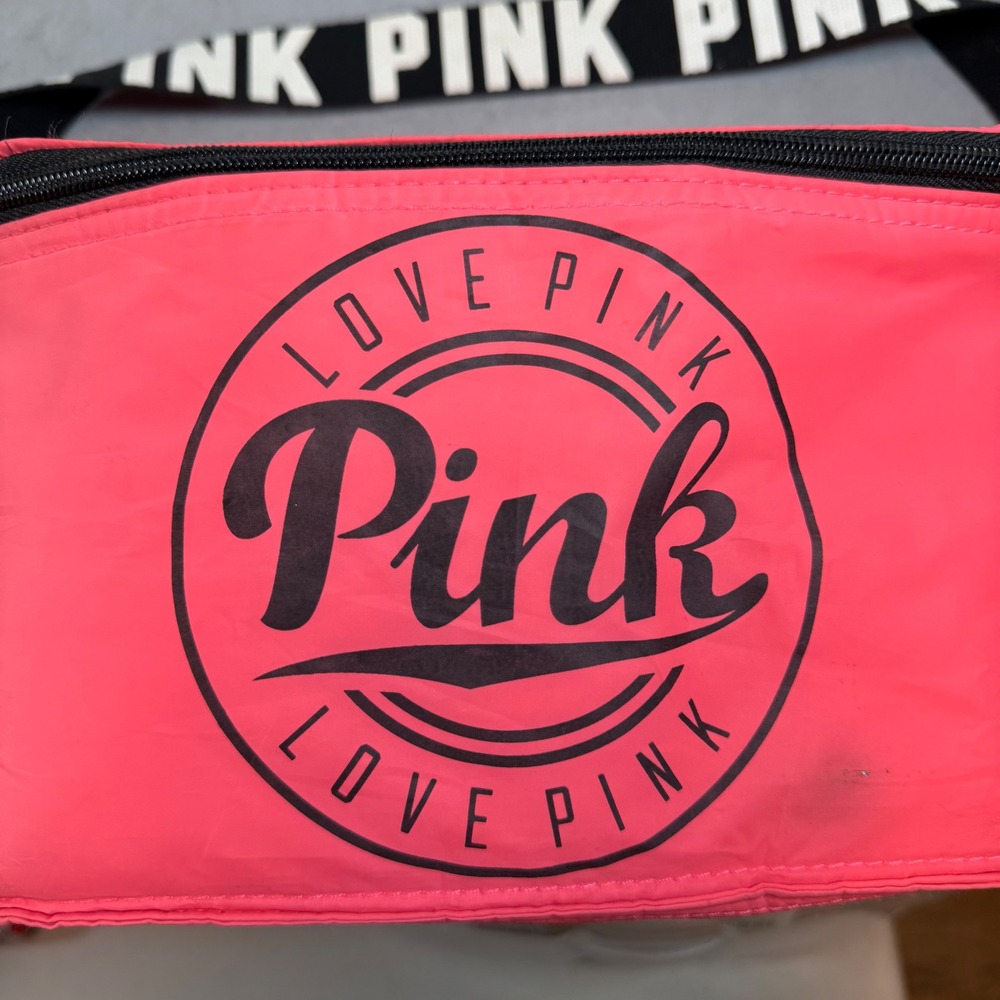 PINK Victoria's Secret Insulated Lunch Bag Cooler Neon Pink Logo Strap - Picture 2 of 5